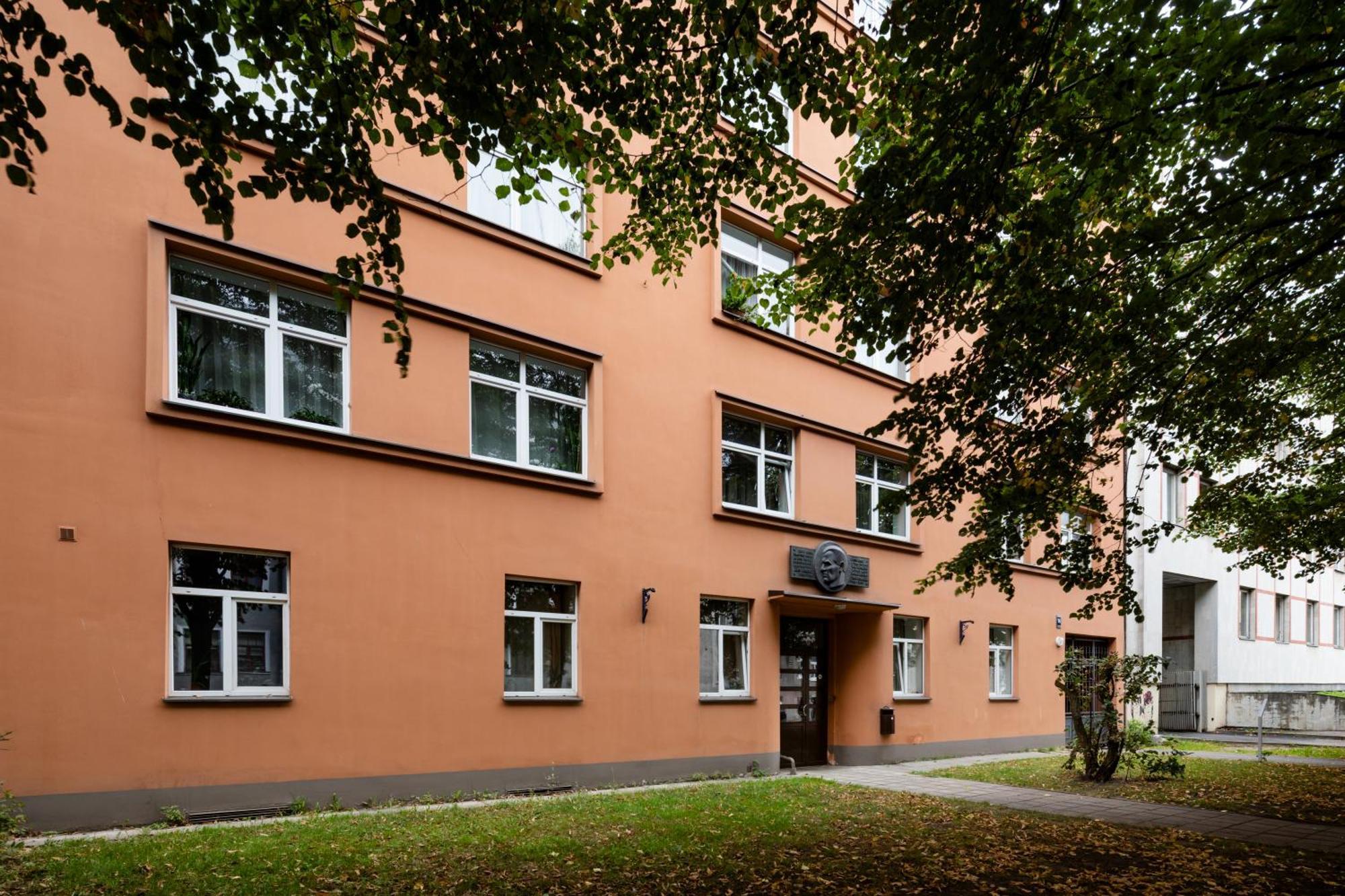 Riga Embassy Center Apartment With Parking Exterior photo